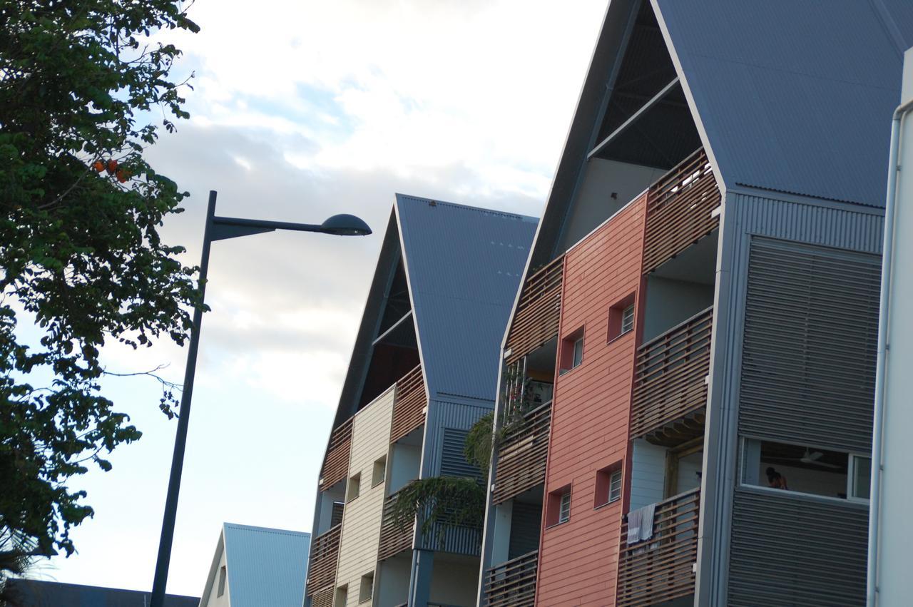 Appartement Meuble De Tourisme Saint Pierre Exterior foto
